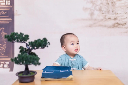 盘锦宝宝眼屎多是什么原因